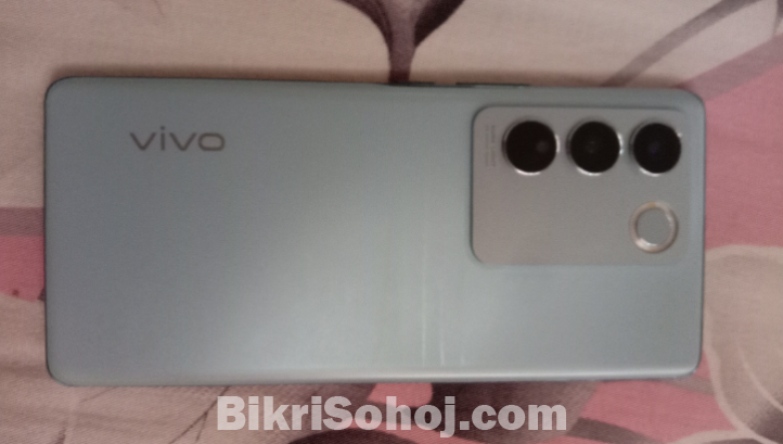 Vivo v27
